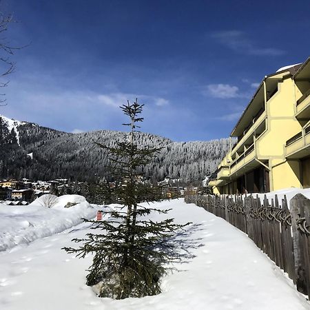 Residenza Silvana Madonna Exteriör bild