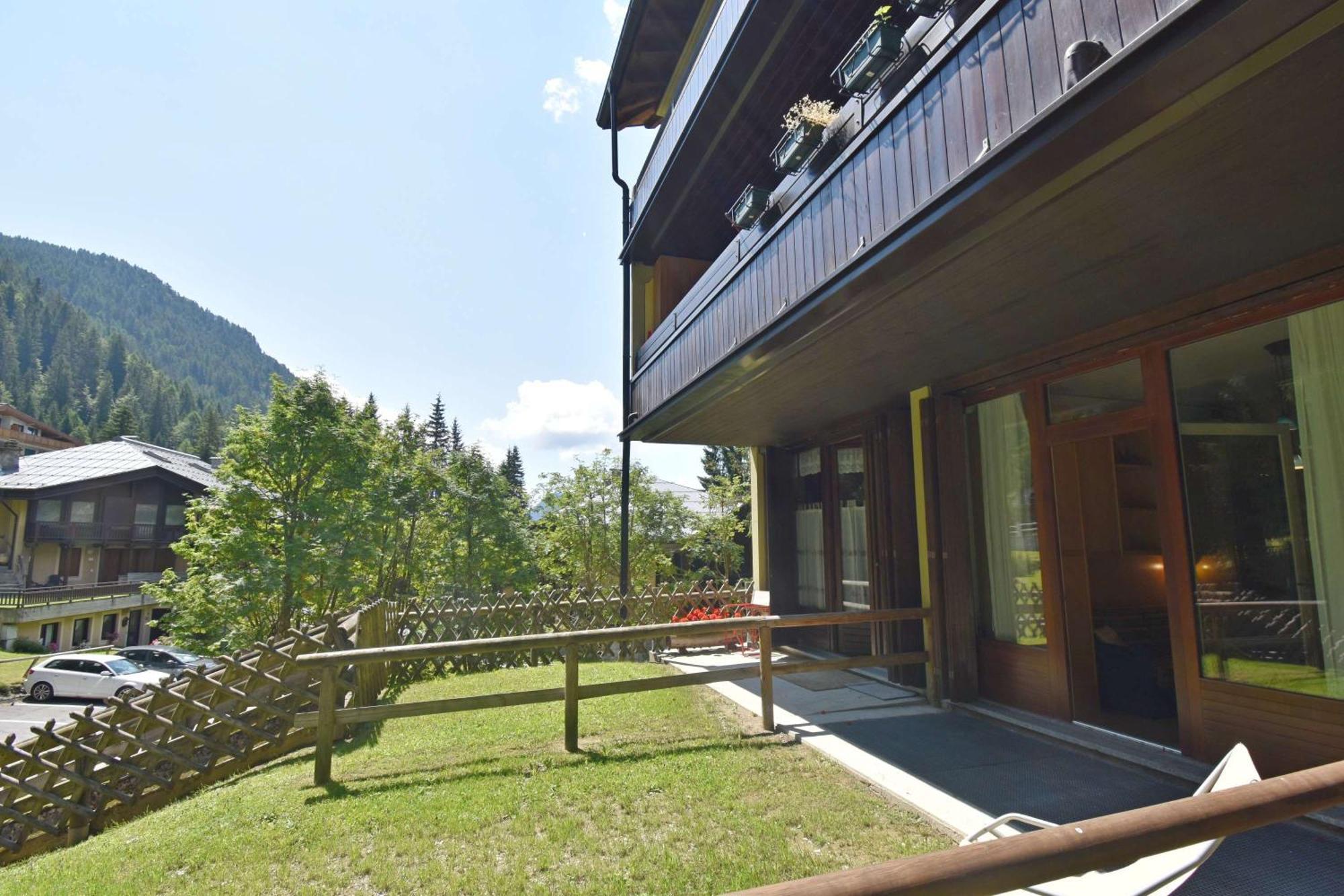 Residenza Silvana Madonna Exteriör bild